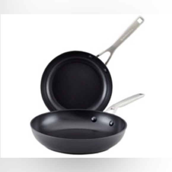 KITCHENAID
Hard-Anodized 2 Piece Induction Nonstick Frying Pan Set - Picture 2 of 8